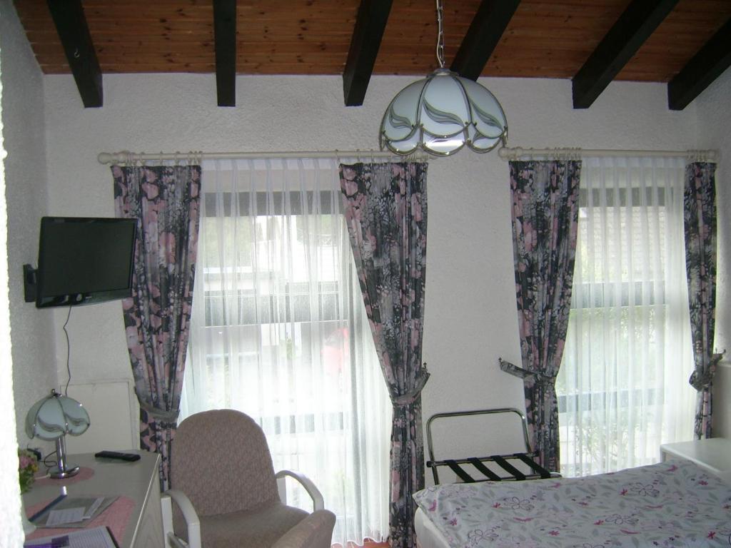 Gaestehaus Hochrhoenblick Schönau an der Brend Pokój zdjęcie