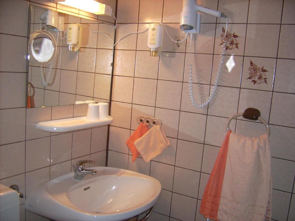 Gaestehaus Hochrhoenblick Schönau an der Brend Zewnętrze zdjęcie