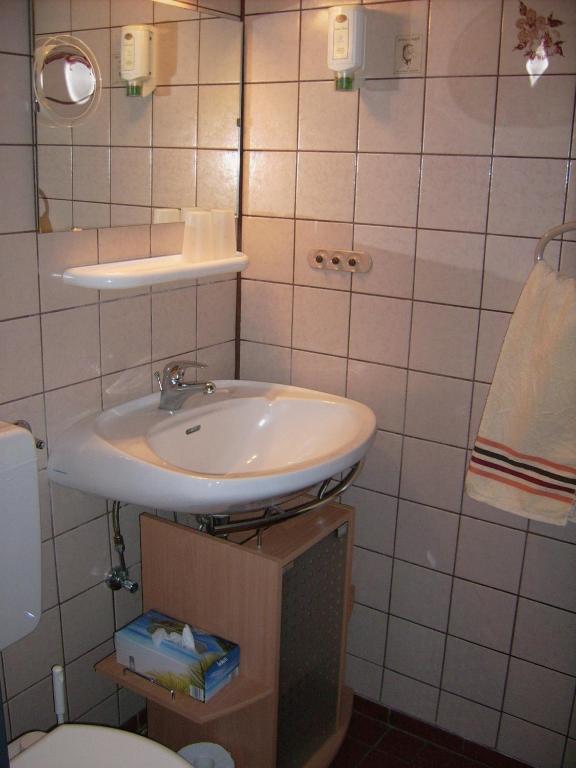 Gaestehaus Hochrhoenblick Schönau an der Brend Pokój zdjęcie